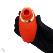 Vibrador La Sirena Intt Estimulador de Clitóris Três Modos de muito Prazer