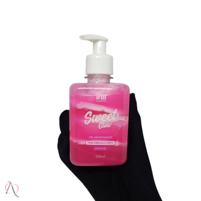 Hidratante Para Virilha e Corpo Sweet Glow Chiclete Beijável Intt 320ml Hidratante Para Virilha e Corpo Sweet Glow Chiclete Beijável Intt 320ml