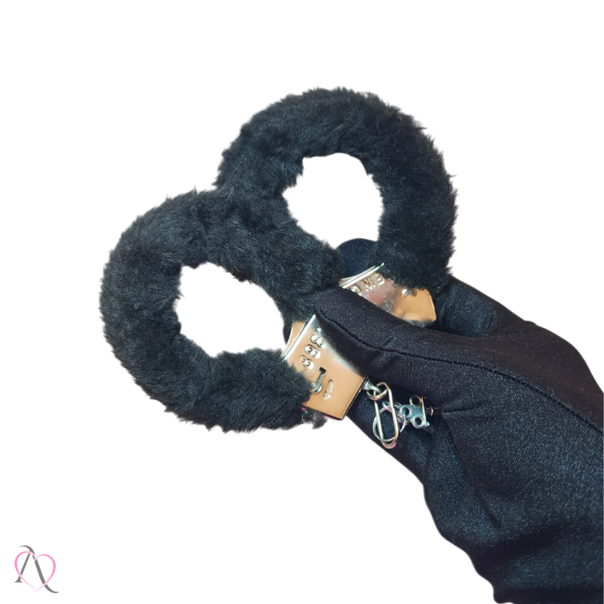 Algema de Metal com Pelúcia Preto