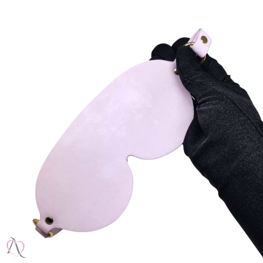 Mascara em Formato de Venda Rosa