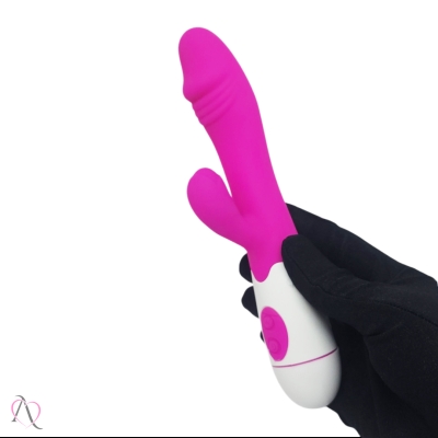 Vibrador Penetrável Ponto G e Clitóris Utiliza 2 Pilhas AAA 30 Modos de Vibração Snappy Pretty Love
