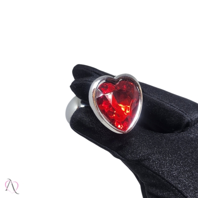Plug Anal Pequeno Vermelho em Formato de Coração 7x2,8cm