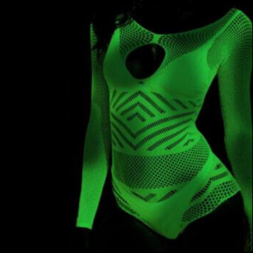 Body Arrastão que Brilha no Escuro cor Branco Tamanho Único - Y2146