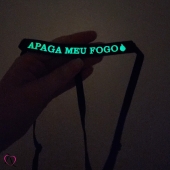 Calcinha com Frase que Brilha no Escuro APAGA MEU FOGO Cor Preto - Tamanho Único